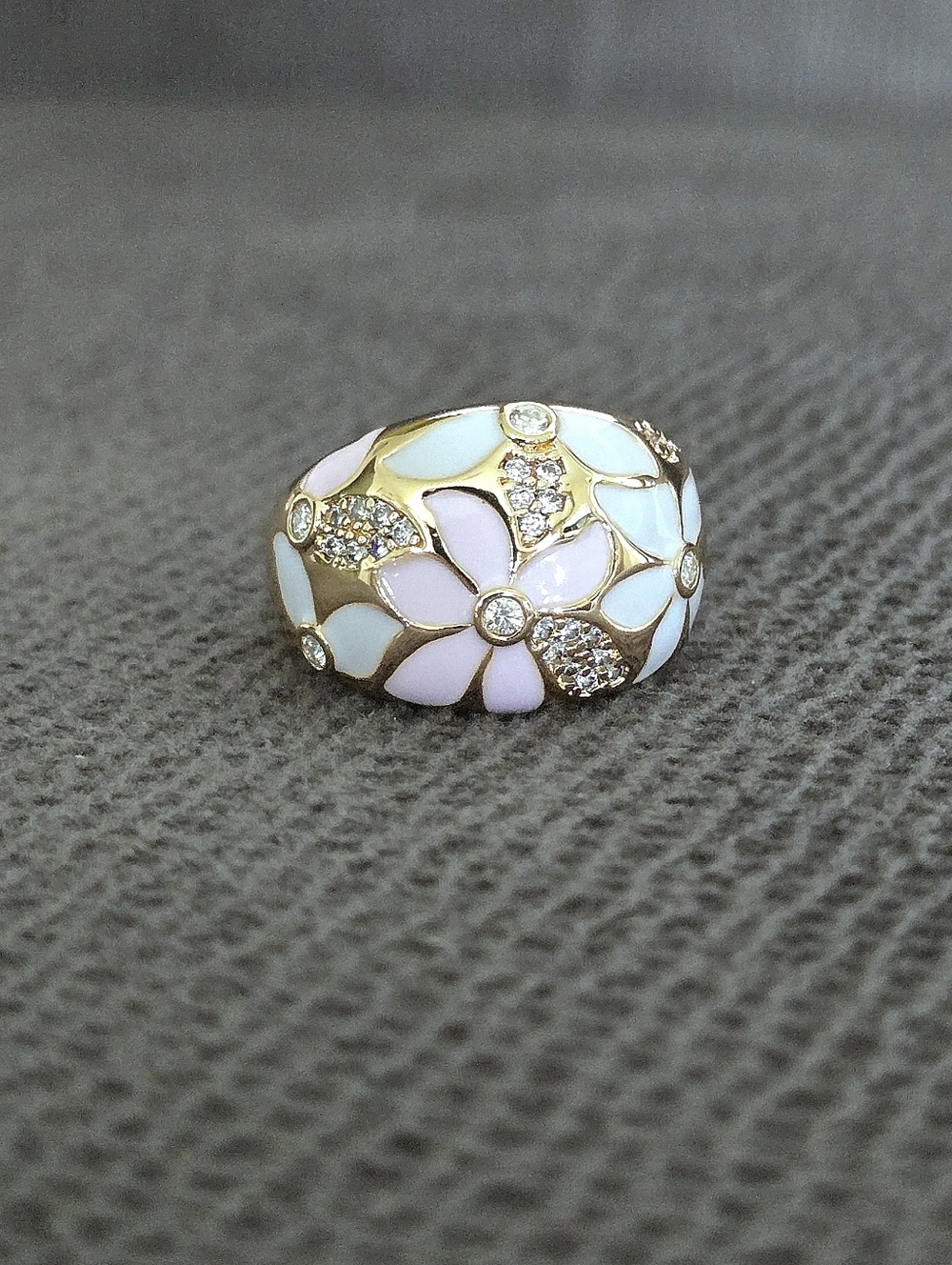 ✨️HP✨️ Piper K Floral💐 Enamel Dome Ring💍 with Cubic Zirconias💎 - NWOT - Picture 10 of 15